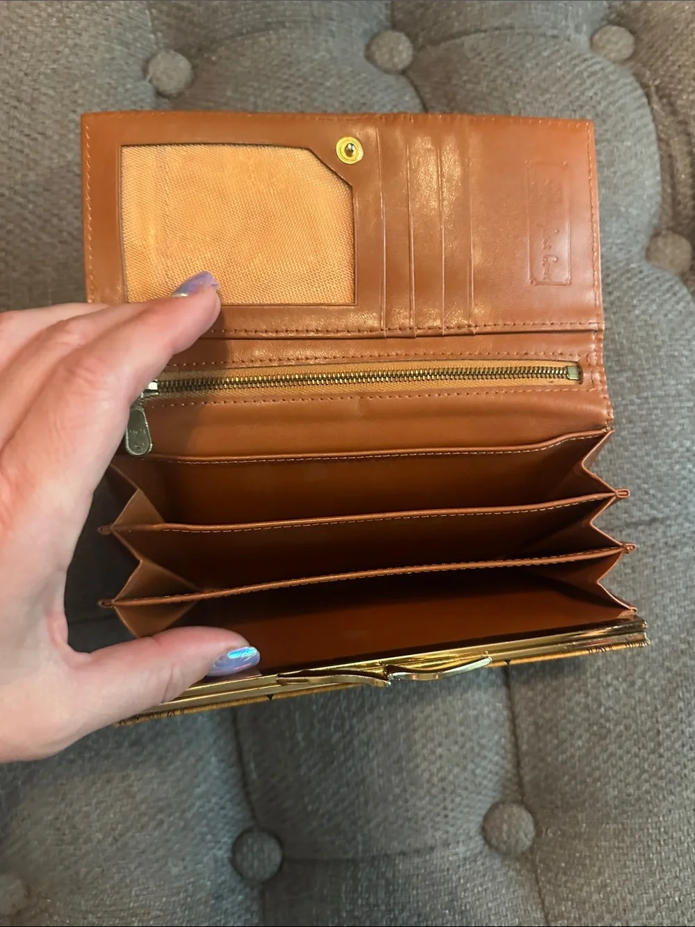 Amazing condition MCM cognac color wallet - Picture 6 of 10